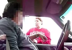 De man geeft je een groepensex orgasme dat verlangt naar een dunne Blondine