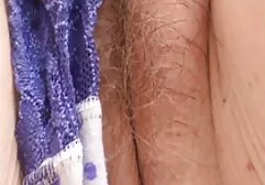 De sex met groep sociale afdeling van een rondborstige blondine