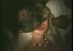 Mijn tante groepssex filmpjes heeft geen auto meer.