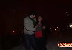 Adriana mal nam deel aan een dubbele bejaarden groepsex vermenigvuldiging en een facelift