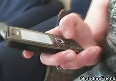 Een paar uit St. seks groep Petersburg hebben zichzelf, in de keuken waarvan ze een video uit het familiearchief ontvangen