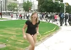 Mooie porn groep Russische porno met een jong meisje.